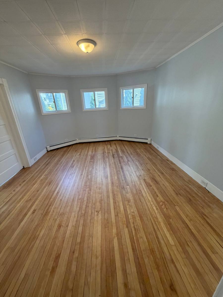 Apartment for rent at 35 Haynes St #1, Worcester, MA 01603