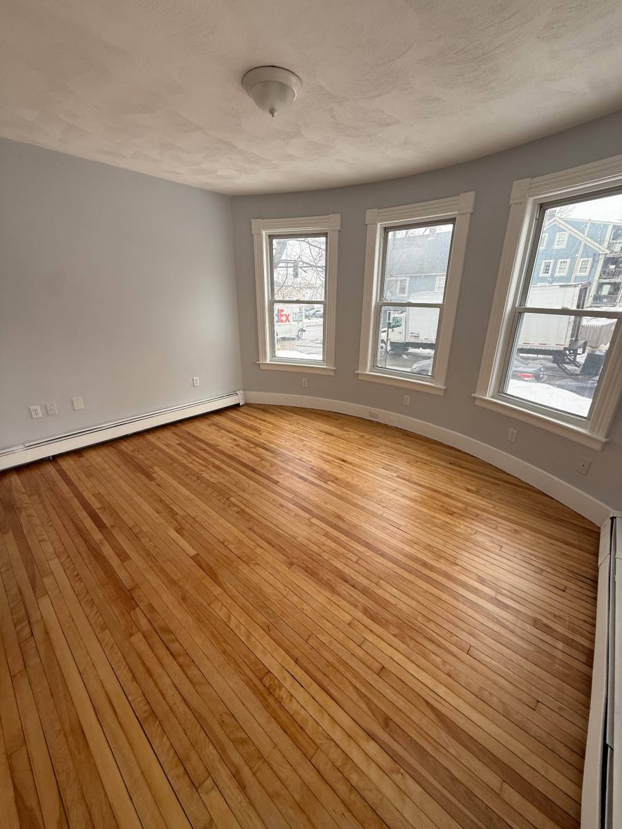 Apartment for rent at 35 Haynes St #1, Worcester, MA 01603