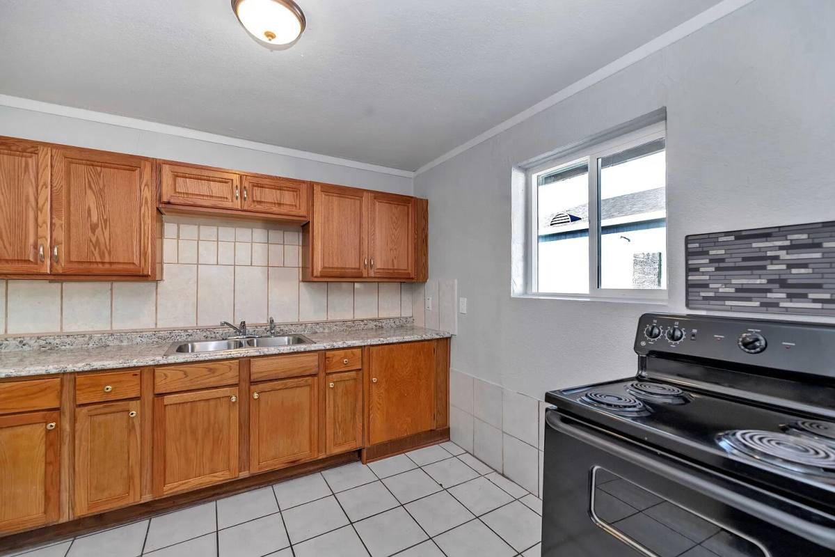 Apartment for rent at 732 W Southgate Ave #2, Phoenix, AZ 85041