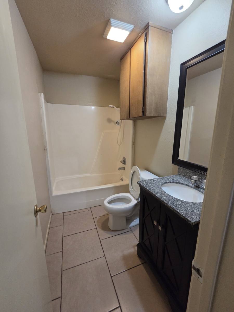 Apartment for rent at 705 N St #A, Weatherford, TX 76086