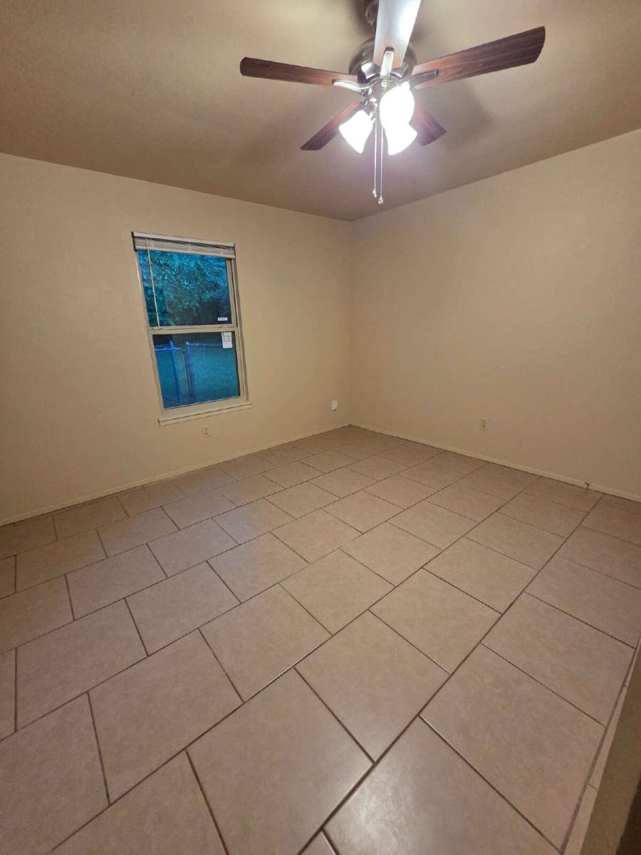 Apartment for rent at 705 N St #A, Weatherford, TX 76086