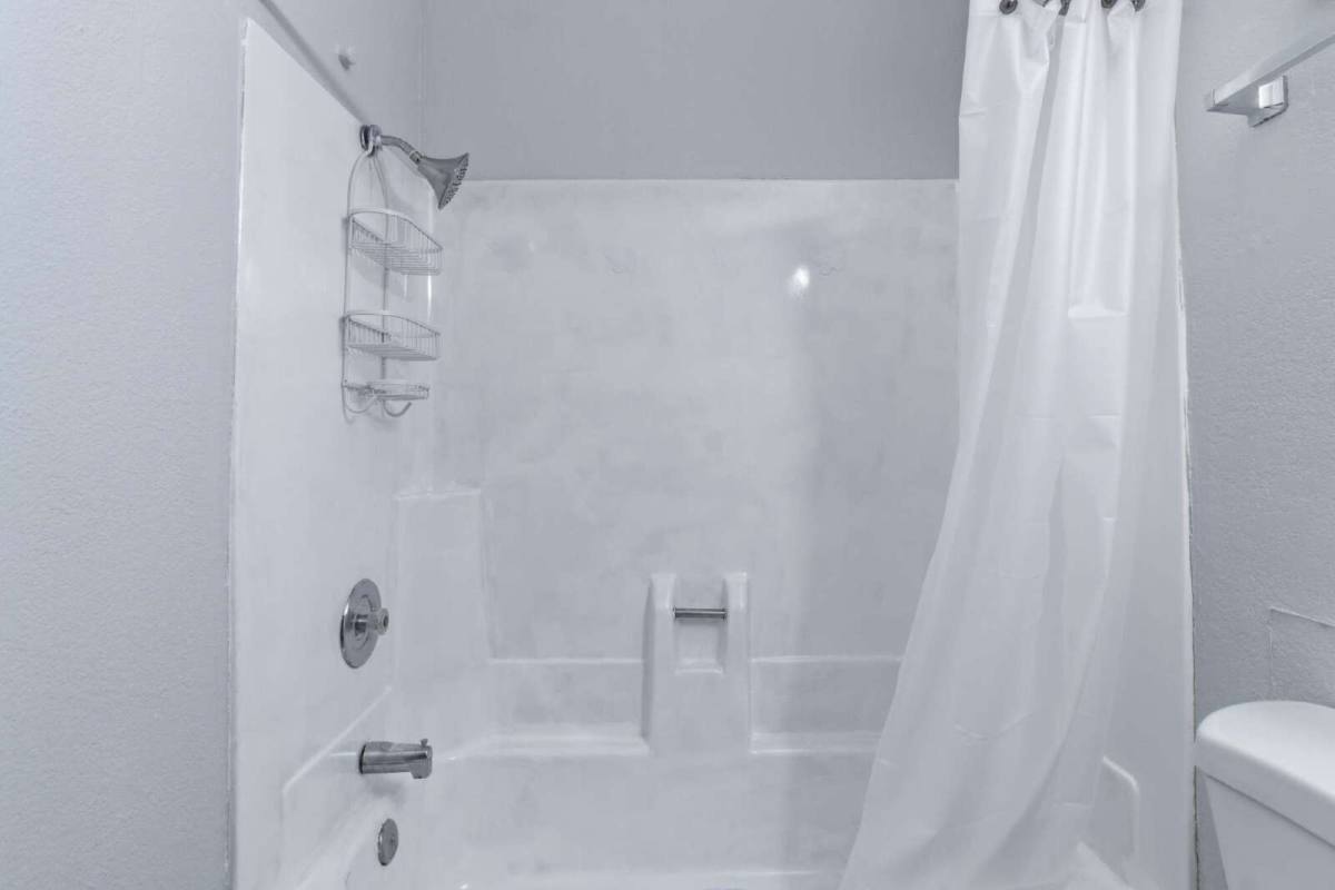 Apartment for rent at 2221 W Bonanza Rd #28, Las Vegas, NV 89106