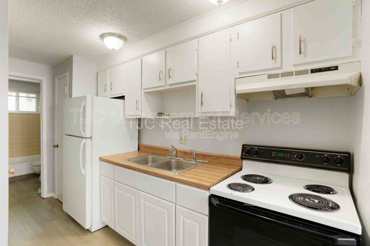 Apartment for rent at 1138 Corona St #303, Denver, CO 80218