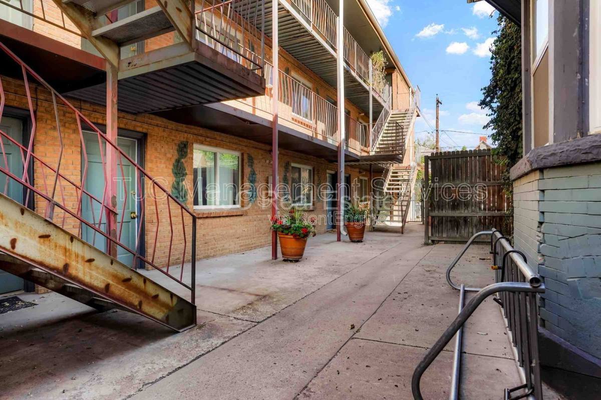Apartment for rent at 1138 Corona St #303, Denver, CO 80218