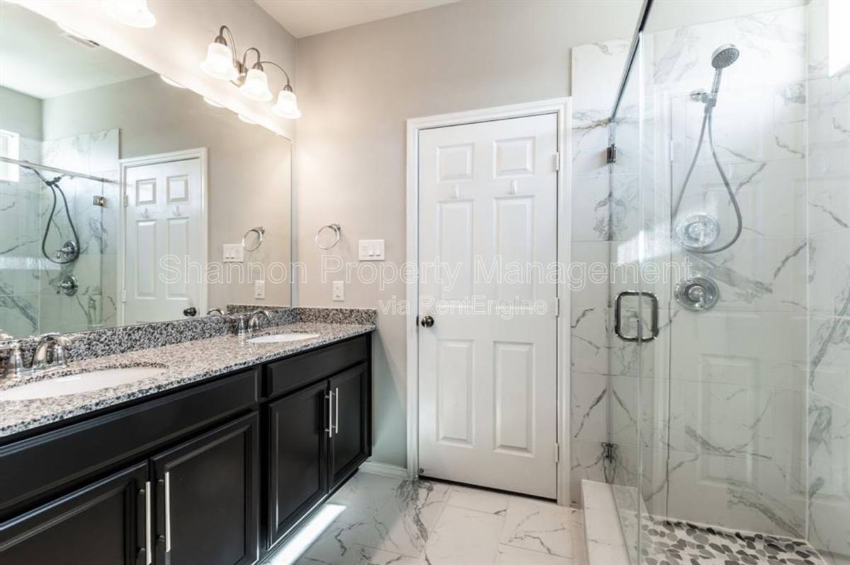 House for rent at 3108 Roseland Terrace Lane, Houston, TX 77063