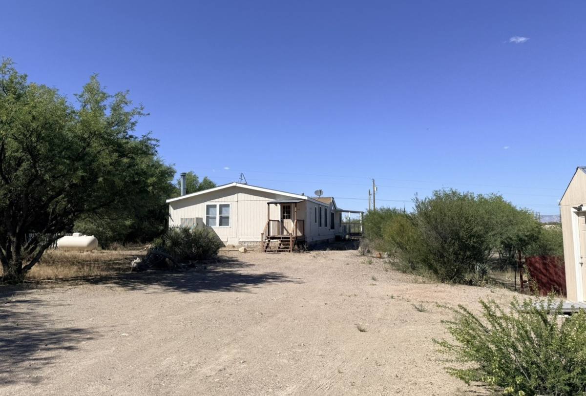 House for rent at 1924 E Blackberry Lane, Sierra Vista, AZ 85635