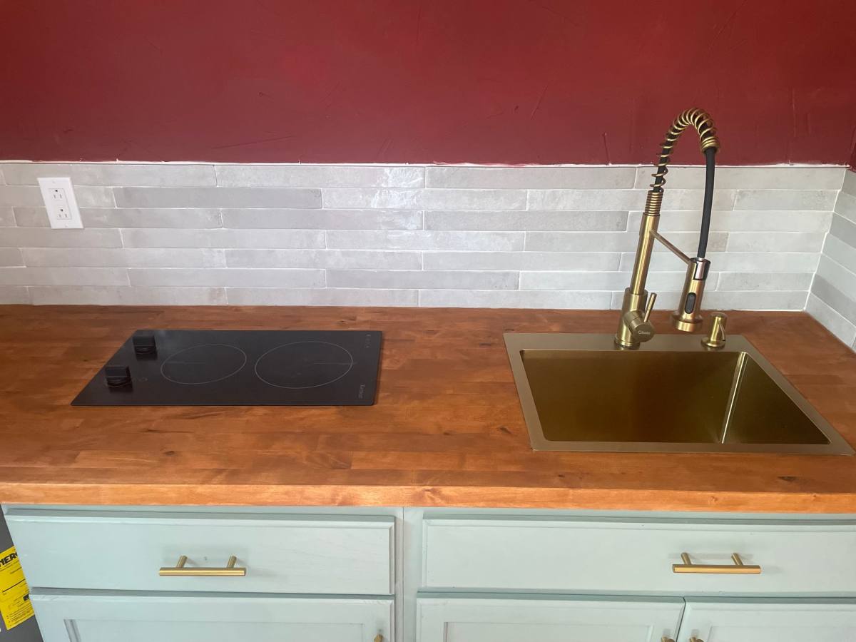 House for rent at 1404 Sunny Glen St, Fort Worth, TX 76134