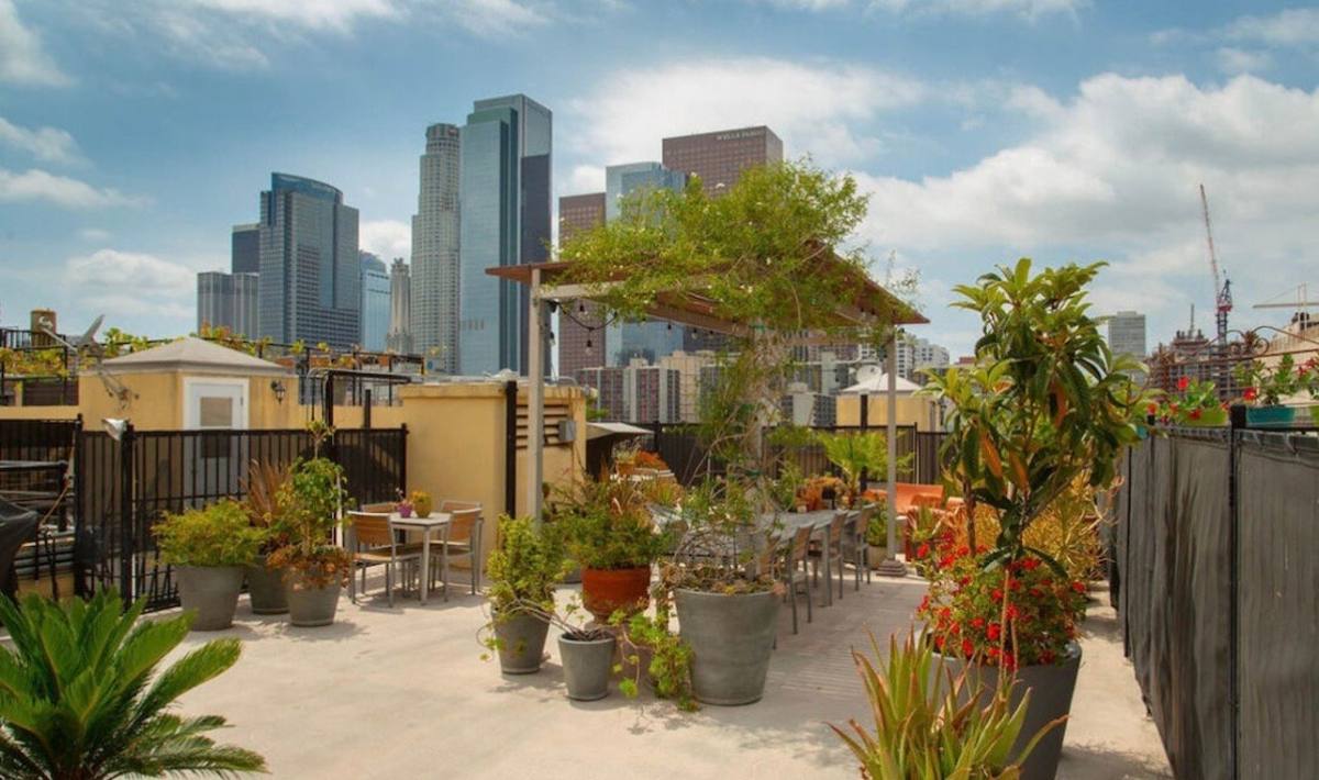 Apartment for rent at 108 W 2nd St #206, Los Angeles, CA 90012
