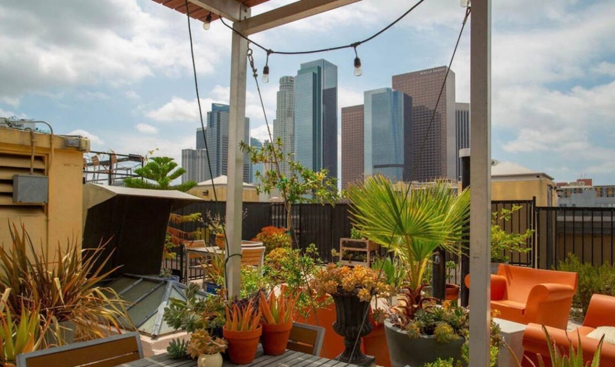 Apartment for rent at 108 W 2nd St #206, Los Angeles, CA 90012