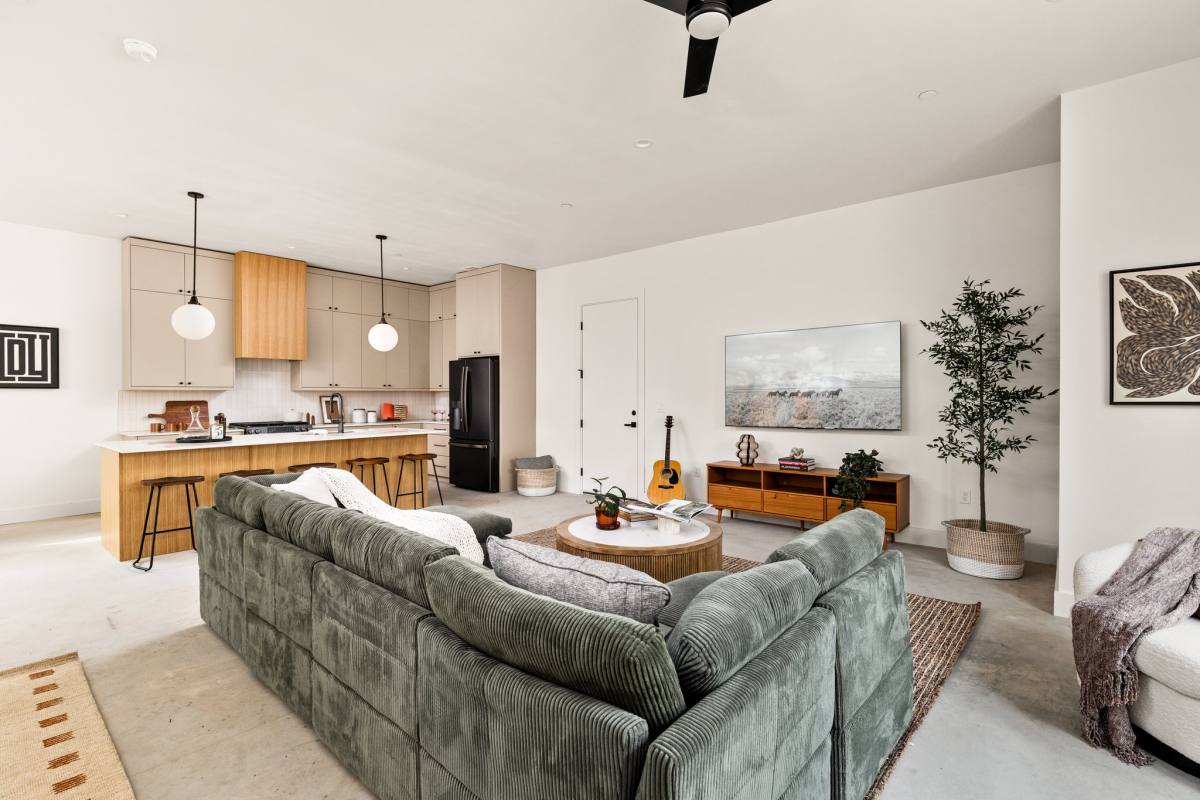 House for rent at 4416 S 1st St #2, Austin, TX 78745
