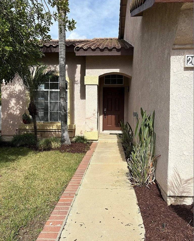 House for rent at 26630 Black Horse Circle, Corona, CA 92883