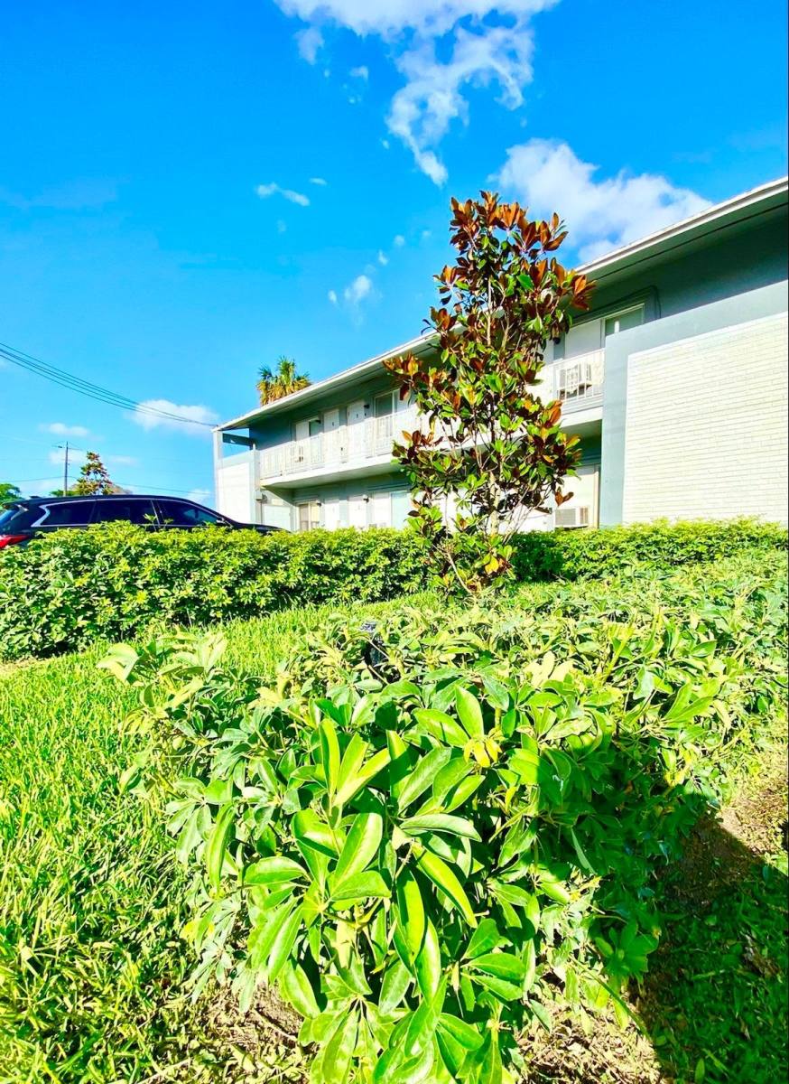 Apartment for rent at 37280 Okeechobee Ave #3, Canal Point, FL 33438