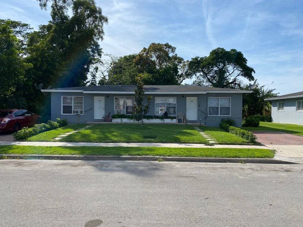 Apartment for rent at 37280 Okeechobee Ave #21, Canal Point, FL 33438
