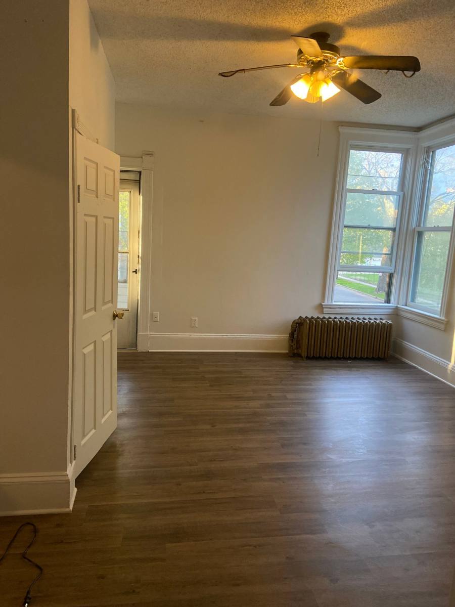 Apartment for rent at 320 Fuller Ave #1, Saint Paul, MN 55103
