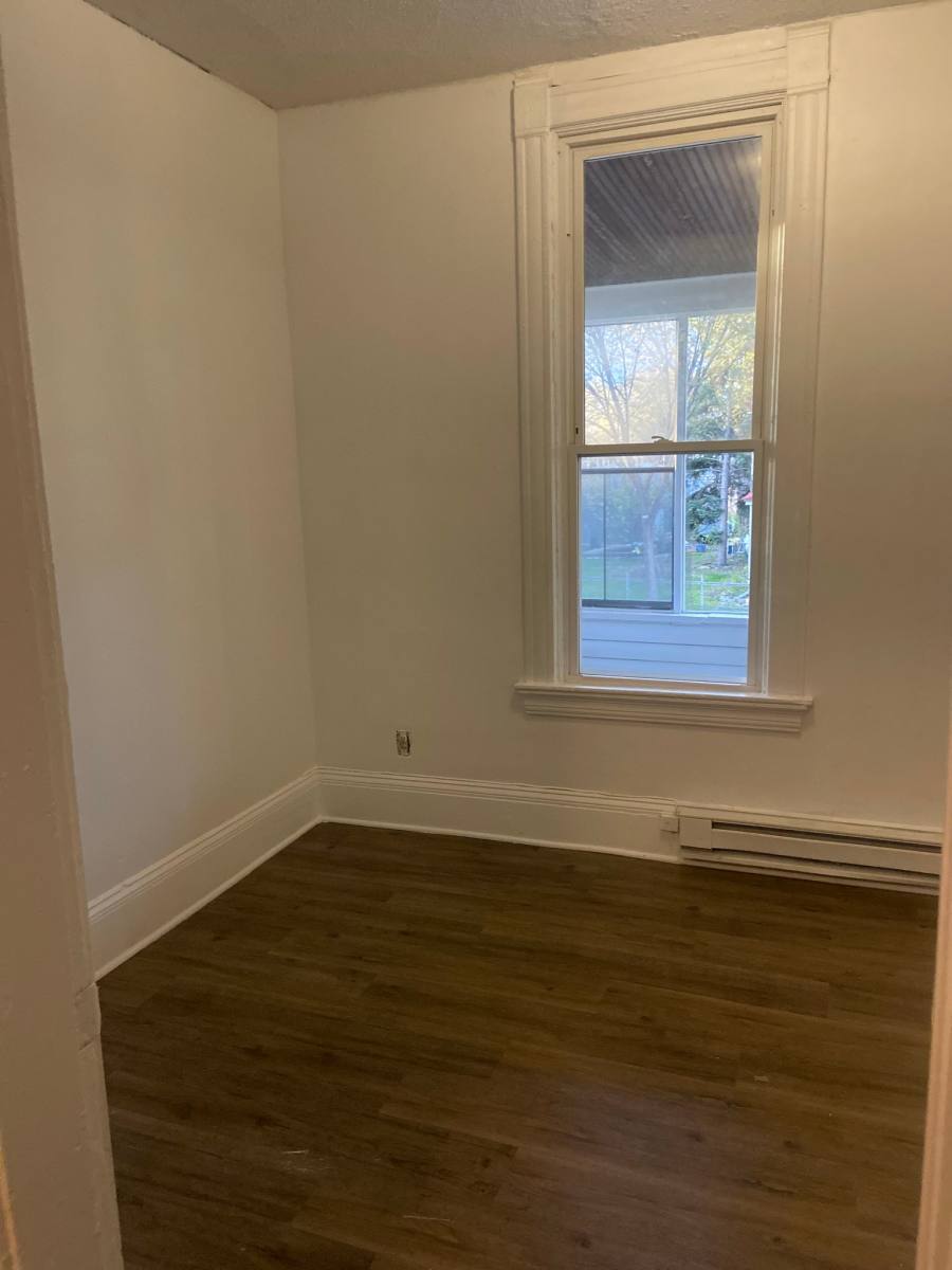 Apartment for rent at 320 Fuller Ave #1, Saint Paul, MN 55103