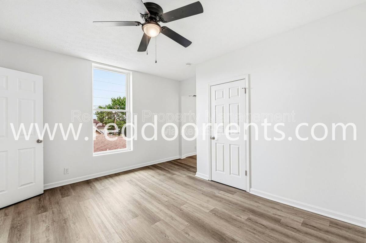 Apartment for rent at 389 S Main St #D, Martinsville, IN 46151