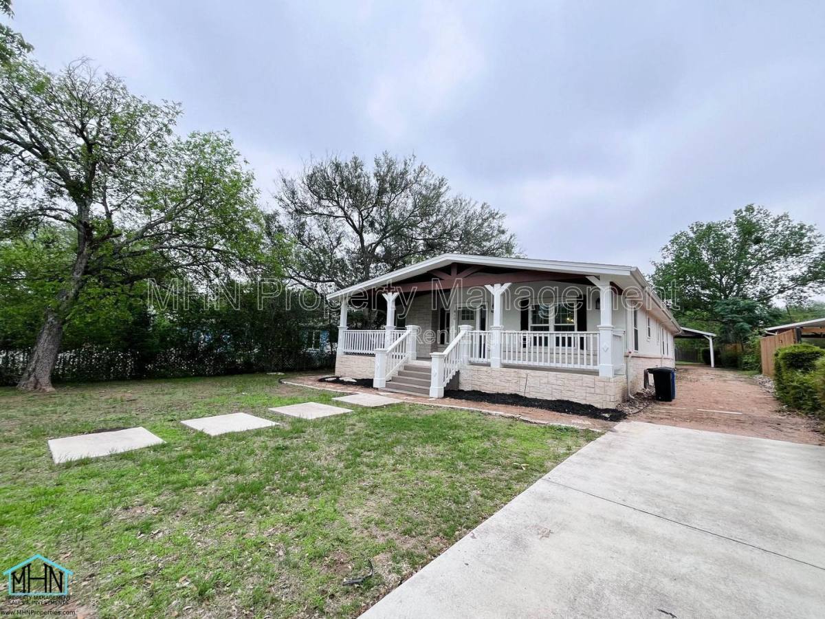 House for rent at 810 Elizabeth Rd, San Antonio, TX 78209