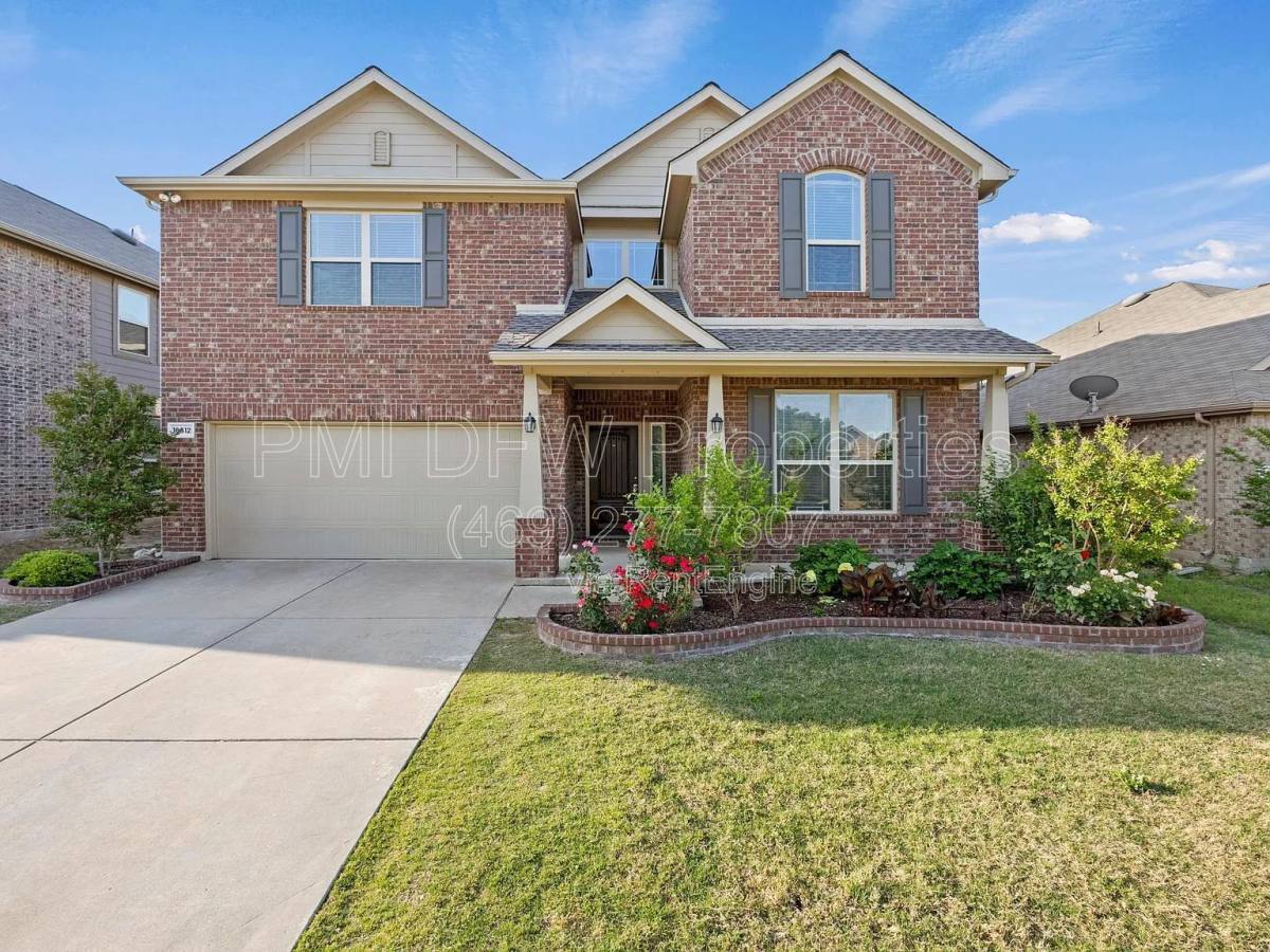 Townhouse for rent at 16612 Stillhouse Hollow Court, Prosper, TX 75078