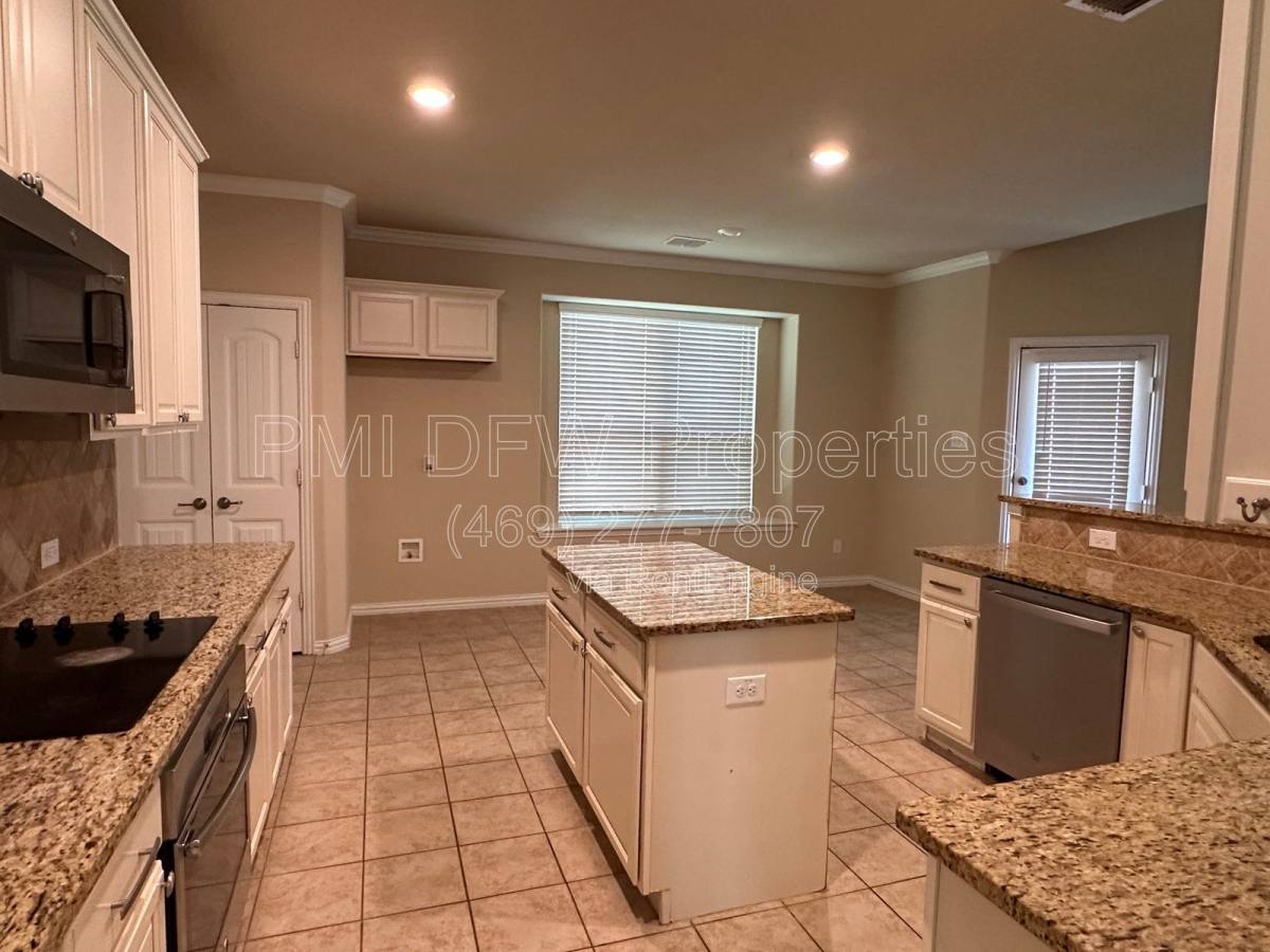 Townhouse for rent at 16612 Stillhouse Hollow Court, Prosper, TX 75078