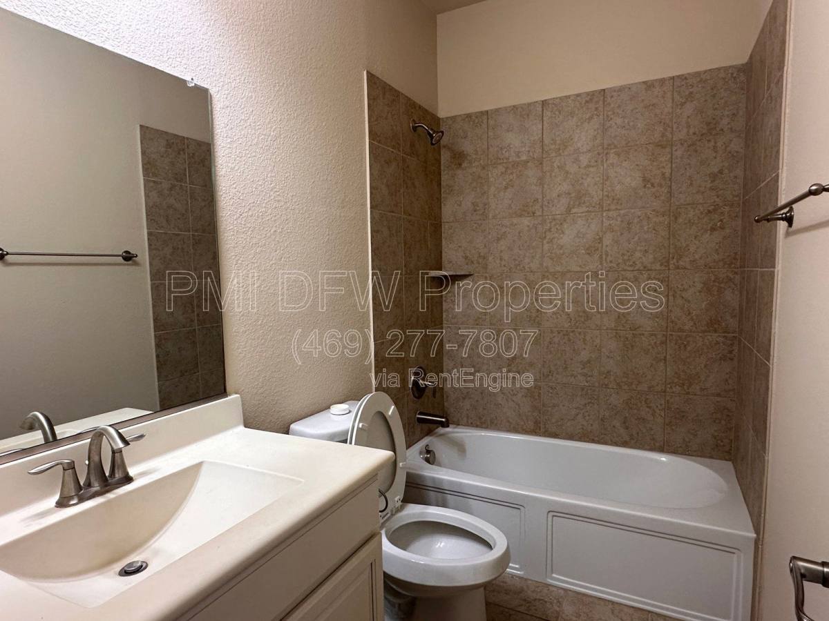 Townhouse for rent at 16612 Stillhouse Hollow Court, Prosper, TX 75078