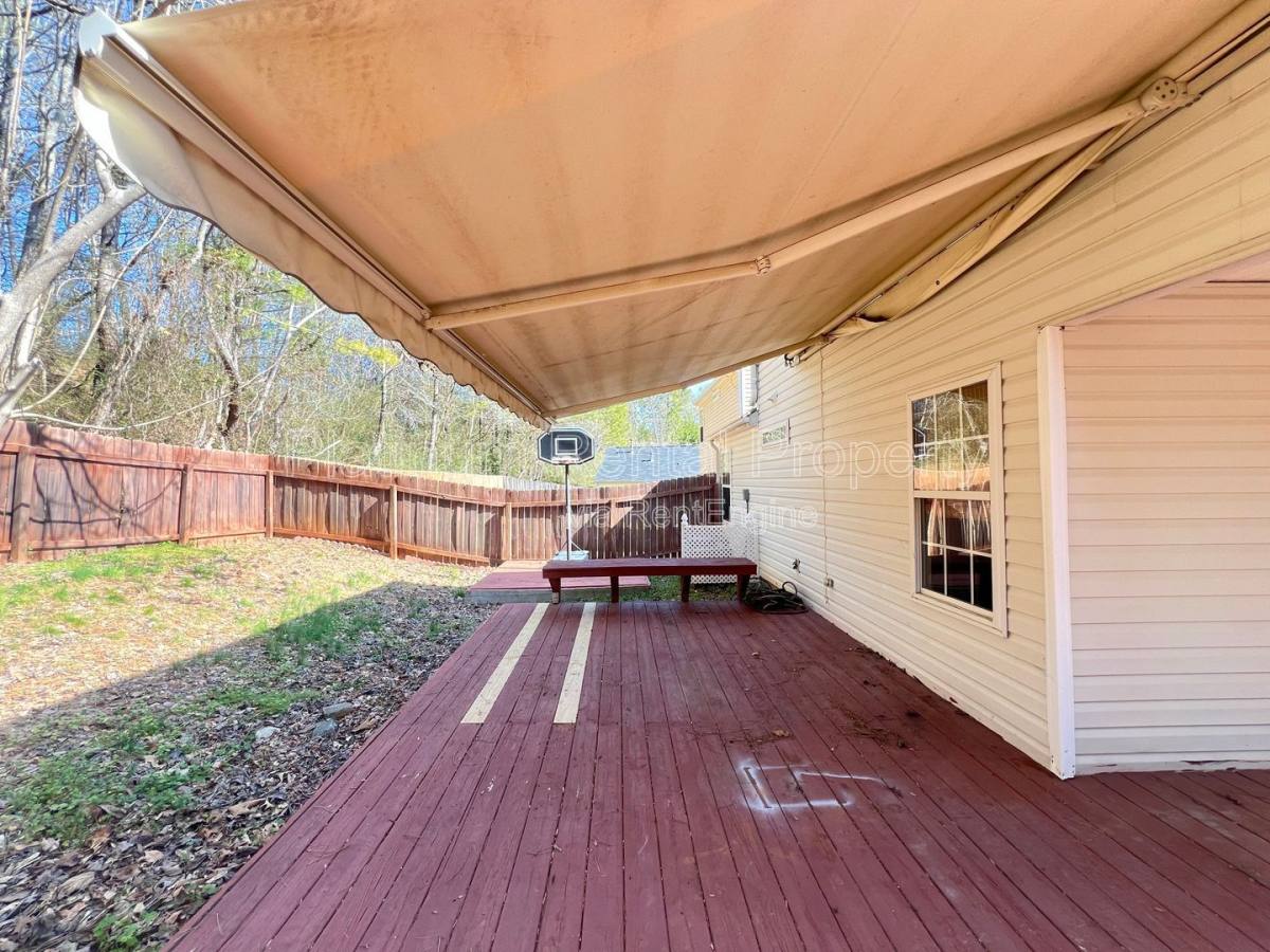 House for rent at 231 Oak Grove Way, Acworth, GA 30102