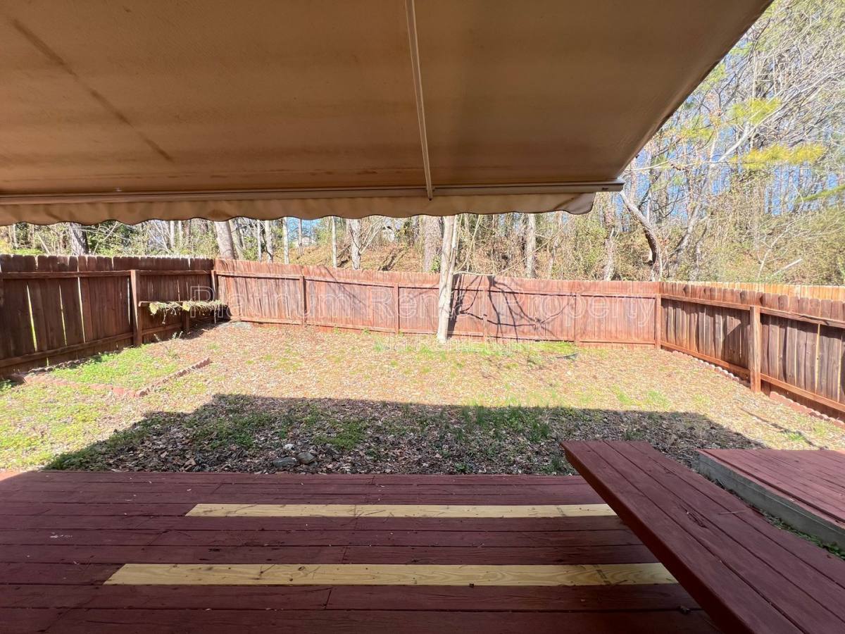 House for rent at 231 Oak Grove Way, Acworth, GA 30102