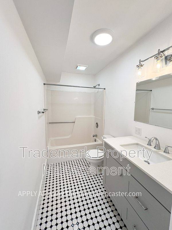 Apartment for rent at 28 N State St #2, Ephrata, PA 17522