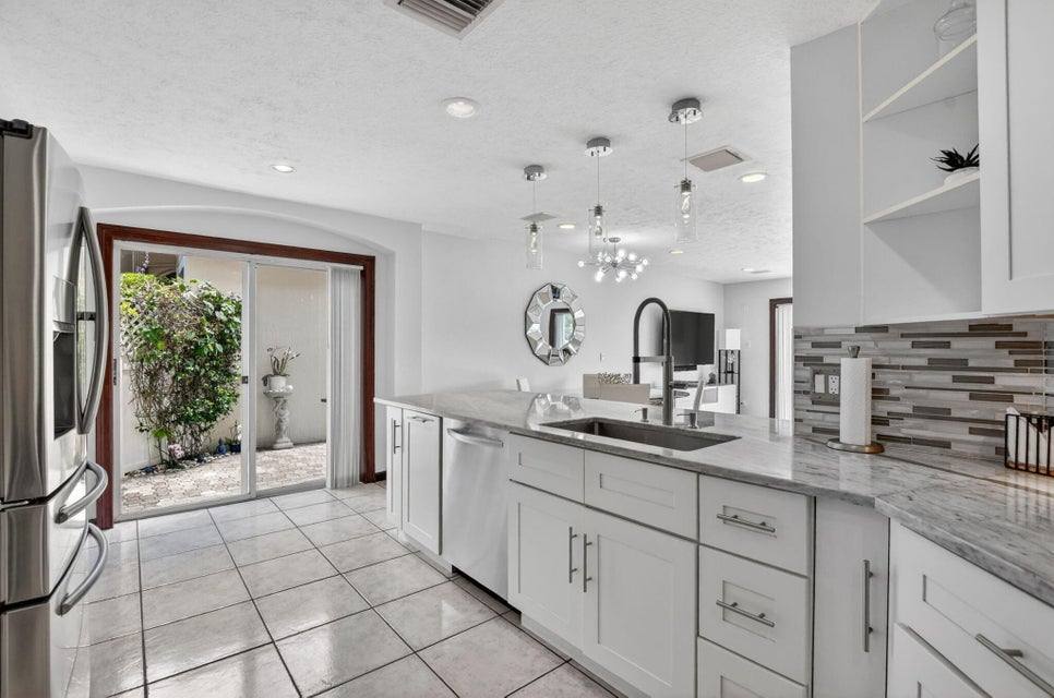 House for rent at 6362 Brava Way, Boca Raton, FL 33433