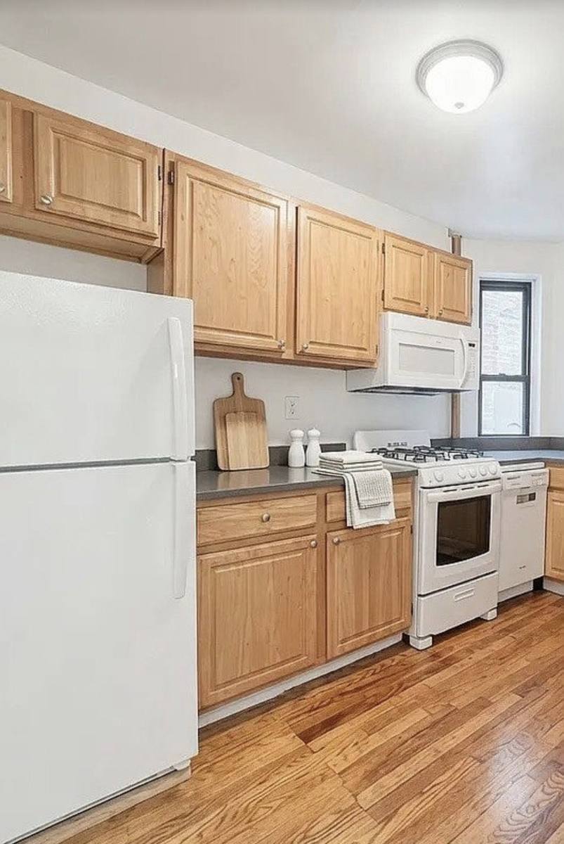 Apartment for rent at 405 W 49th St #3EE, New York, NY 10019