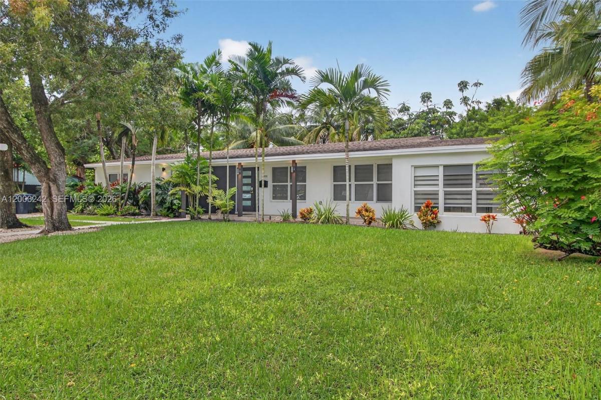House for rent at 6090 SW 63rd Ave, Miami, FL 33143