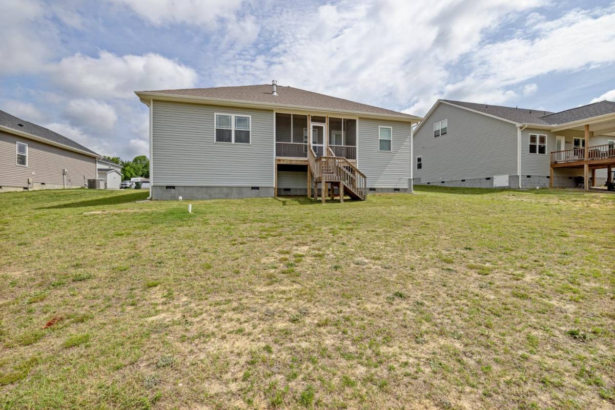 House for rent at 55 Bushel Basket Dr, Benson, NC 27504