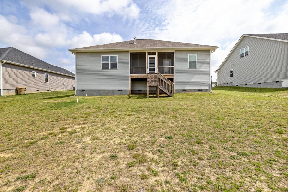 House for rent at 55 Bushel Basket Dr, Benson, NC 27504