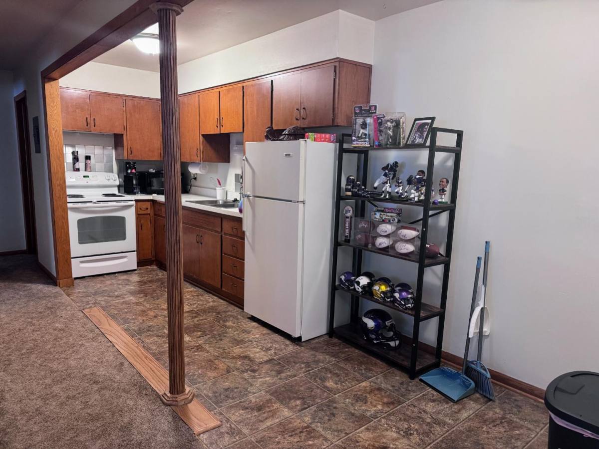 Apartment for rent at 120 W Slifer St #7, Portage, WI 53901