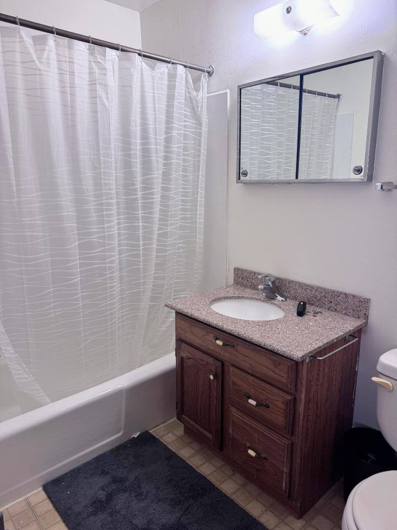 Apartment for rent at 120 W Slifer St #7, Portage, WI 53901