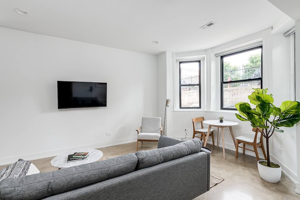 Apartment for rent at 2104 W 21st Place #L01-4, Chicago, IL 60608