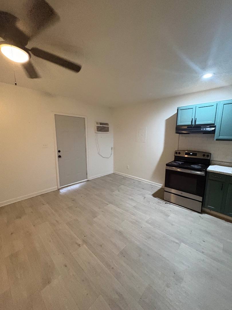 Apartment for rent at 228 Pisgah Dr #6, Canton, NC 28716