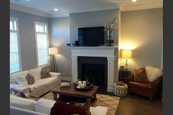 Apartment for rent at 1241 W Oakdale #1E, Chicago, IL 60657