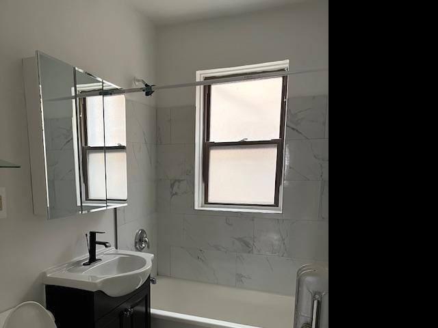 Apartment for rent at 5925 N Paulina #1E, Chicago, IL 60660