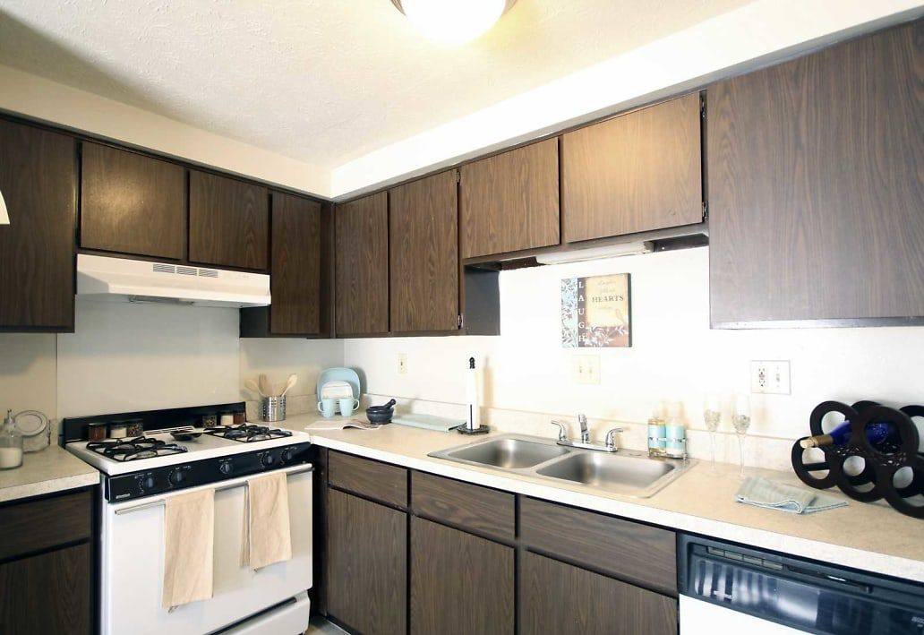 Townhouse for rent at 7558 Hillcrest Dr, Florence, KY 41042