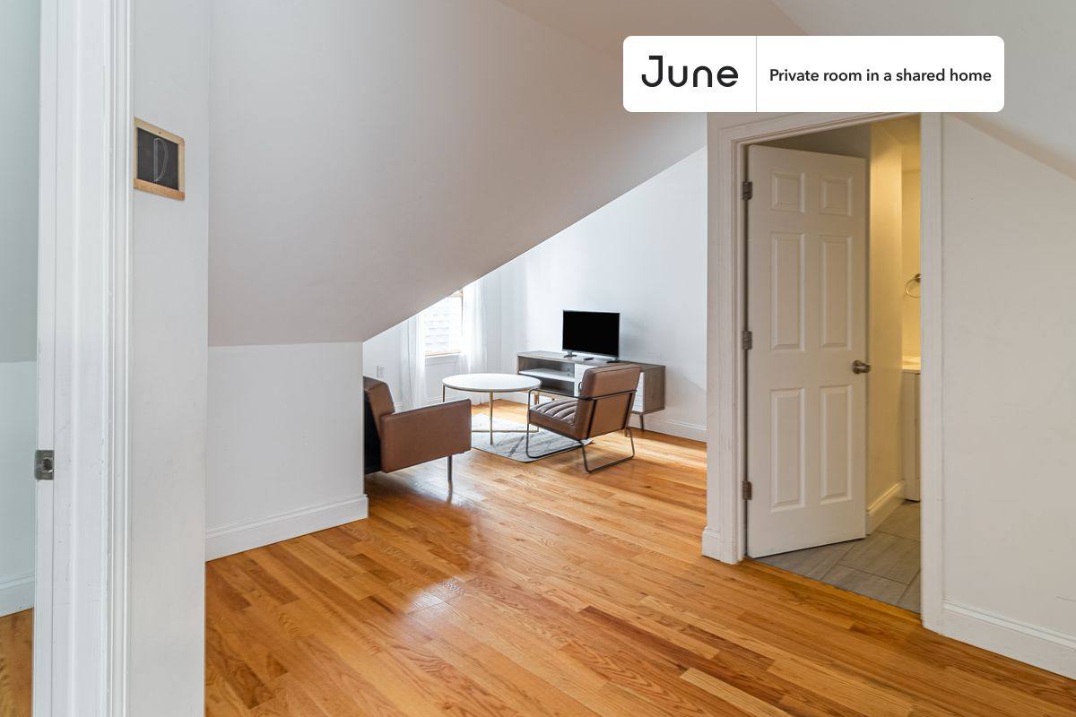 Apartment for rent at 29 Alston St #C, Somerville, MA 02143