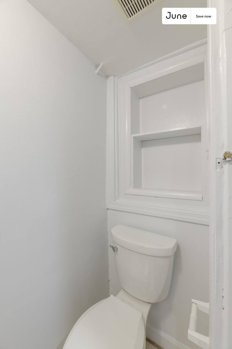 Apartment for rent at 1443 Parkwood Place NW #B, Washington, DC 20010