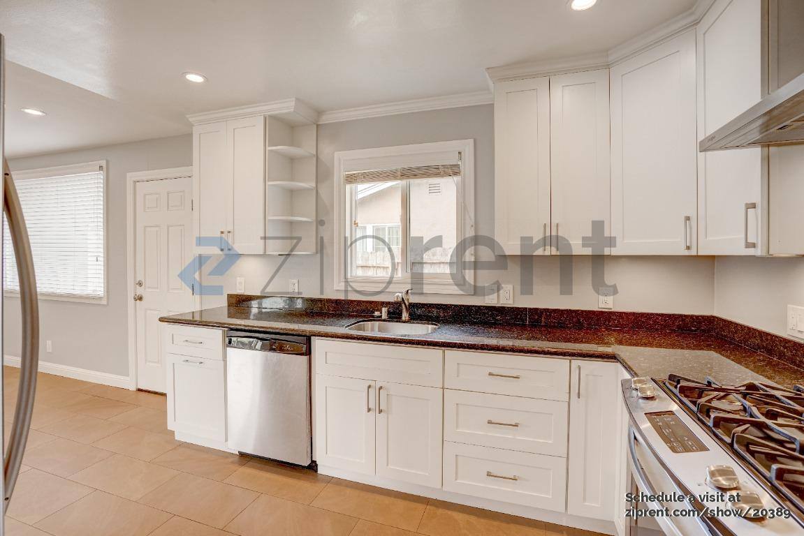 House for rent at 967 Anza Dr, Pacifica, CA 94044