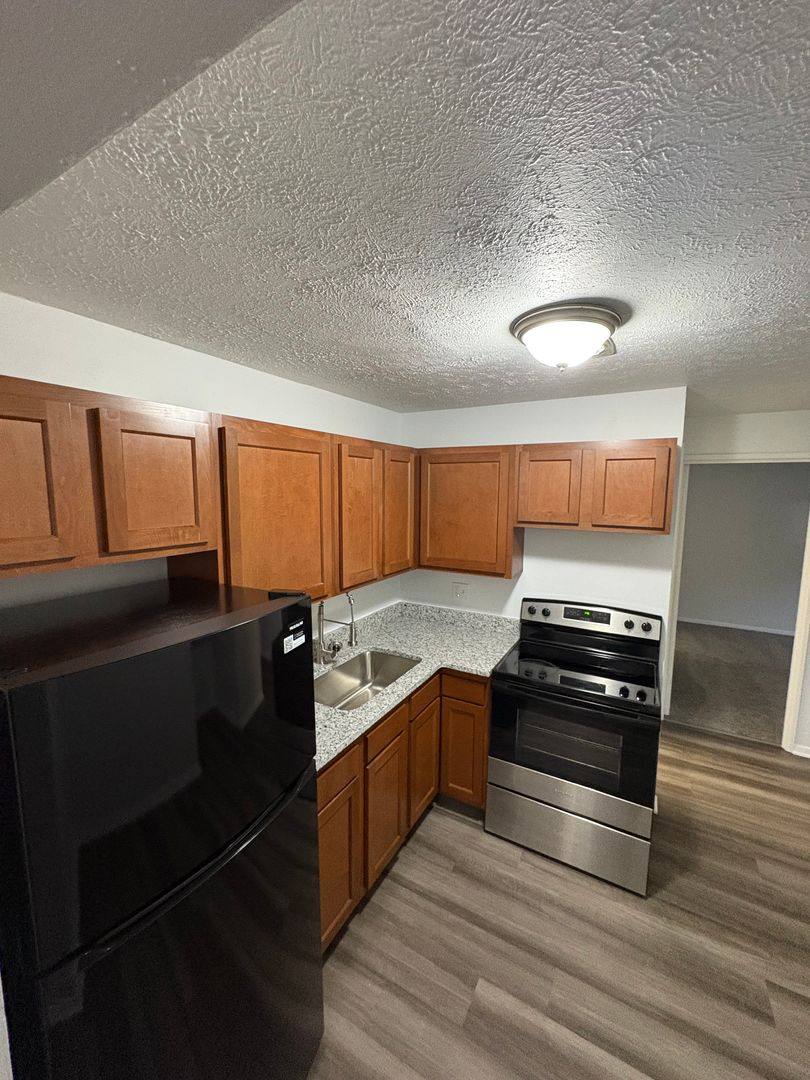 Apartment for rent at 1 Main St, Addyston, OH 45001