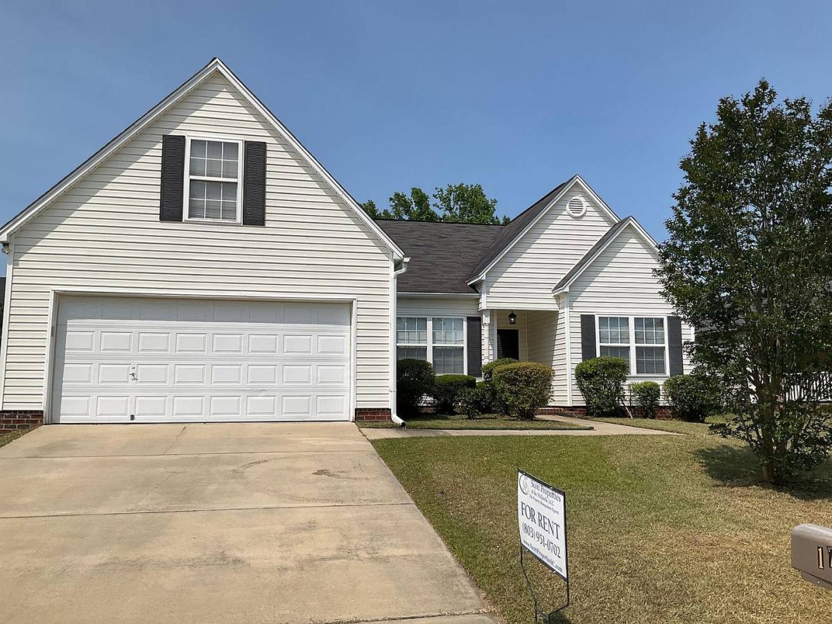 House for rent at 171 Ashewood Lake Dr, Columbia, SC 29209