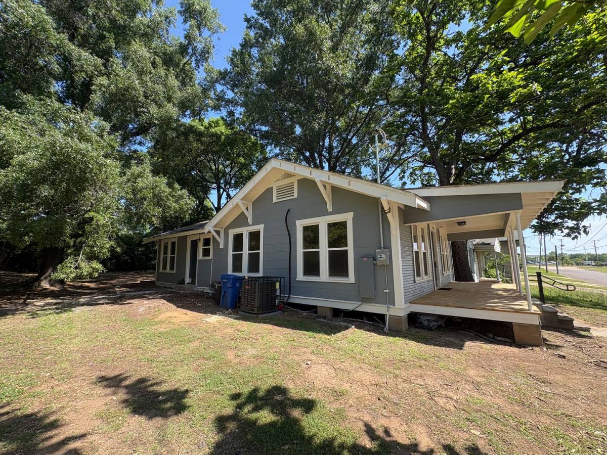 House for rent at 2134 Queens Highway, Shreveport, LA 71103