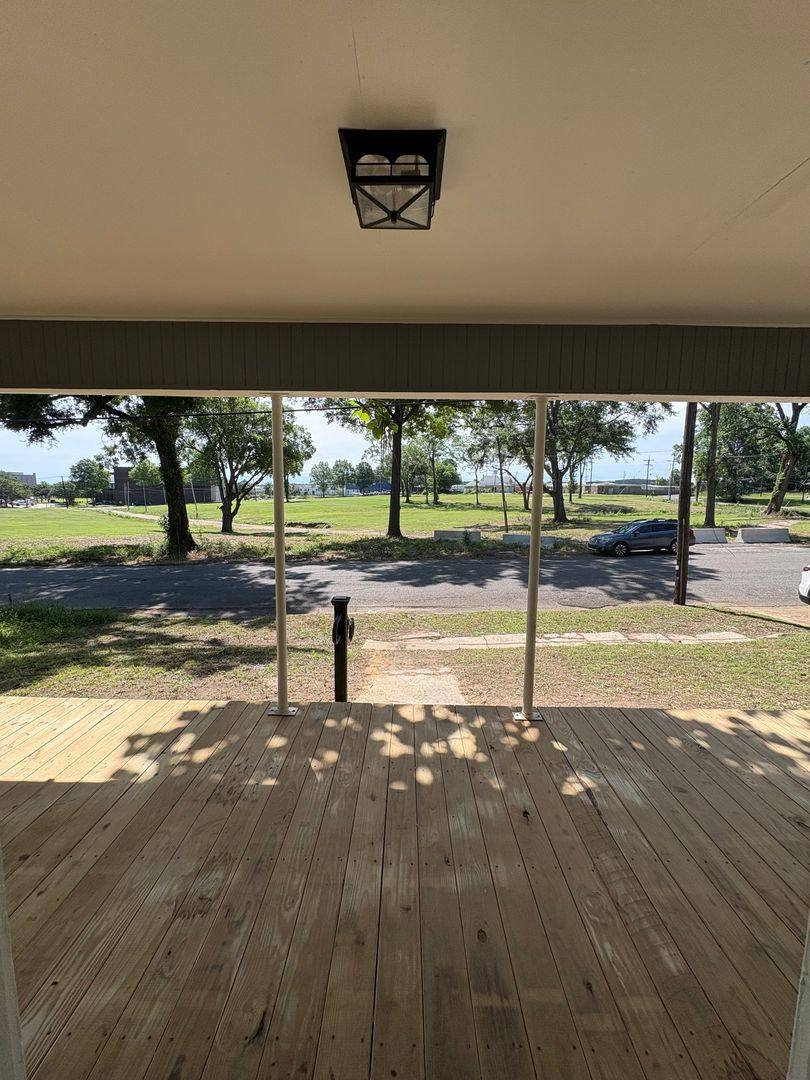 House for rent at 2134 Queens Highway, Shreveport, LA 71103