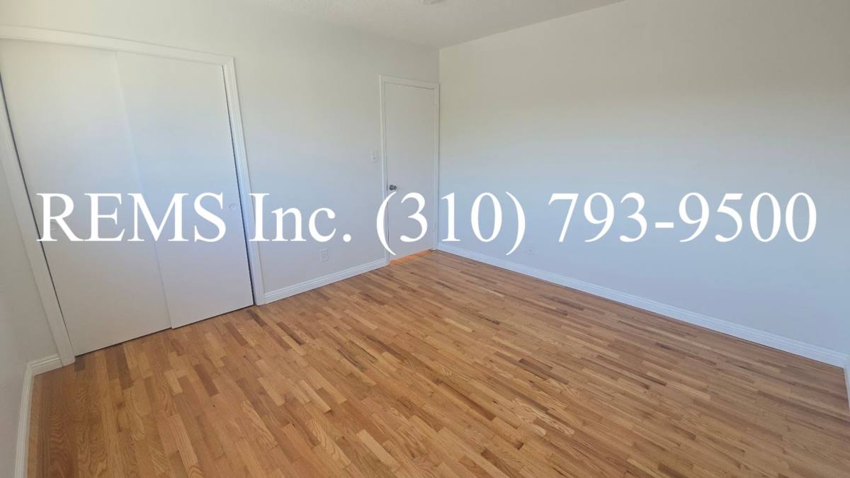 Apartment for rent at 643 E 47th St, Los Angeles, CA 90011