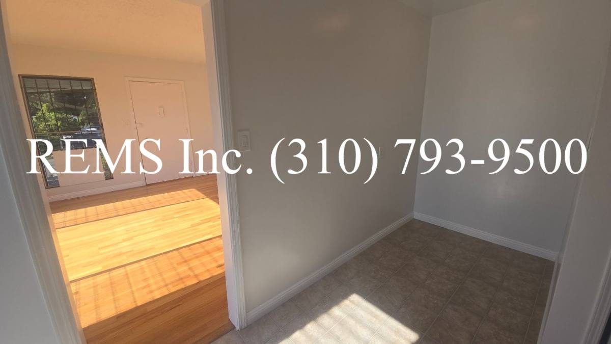 Apartment for rent at 643 E 47th St, Los Angeles, CA 90011