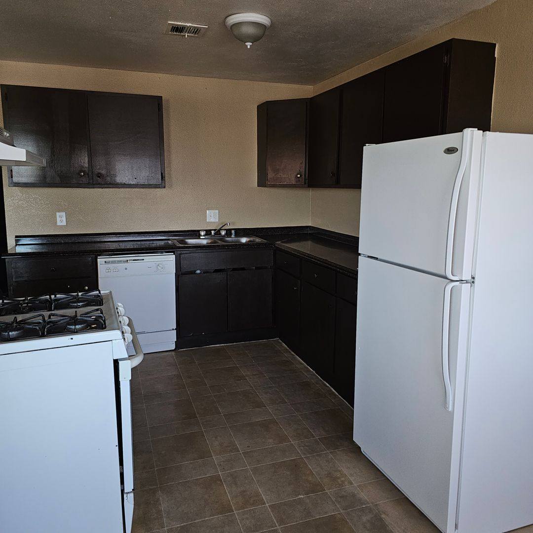 Apartment for rent at 2341 Exeter Dr, Las Vegas, NV 89156