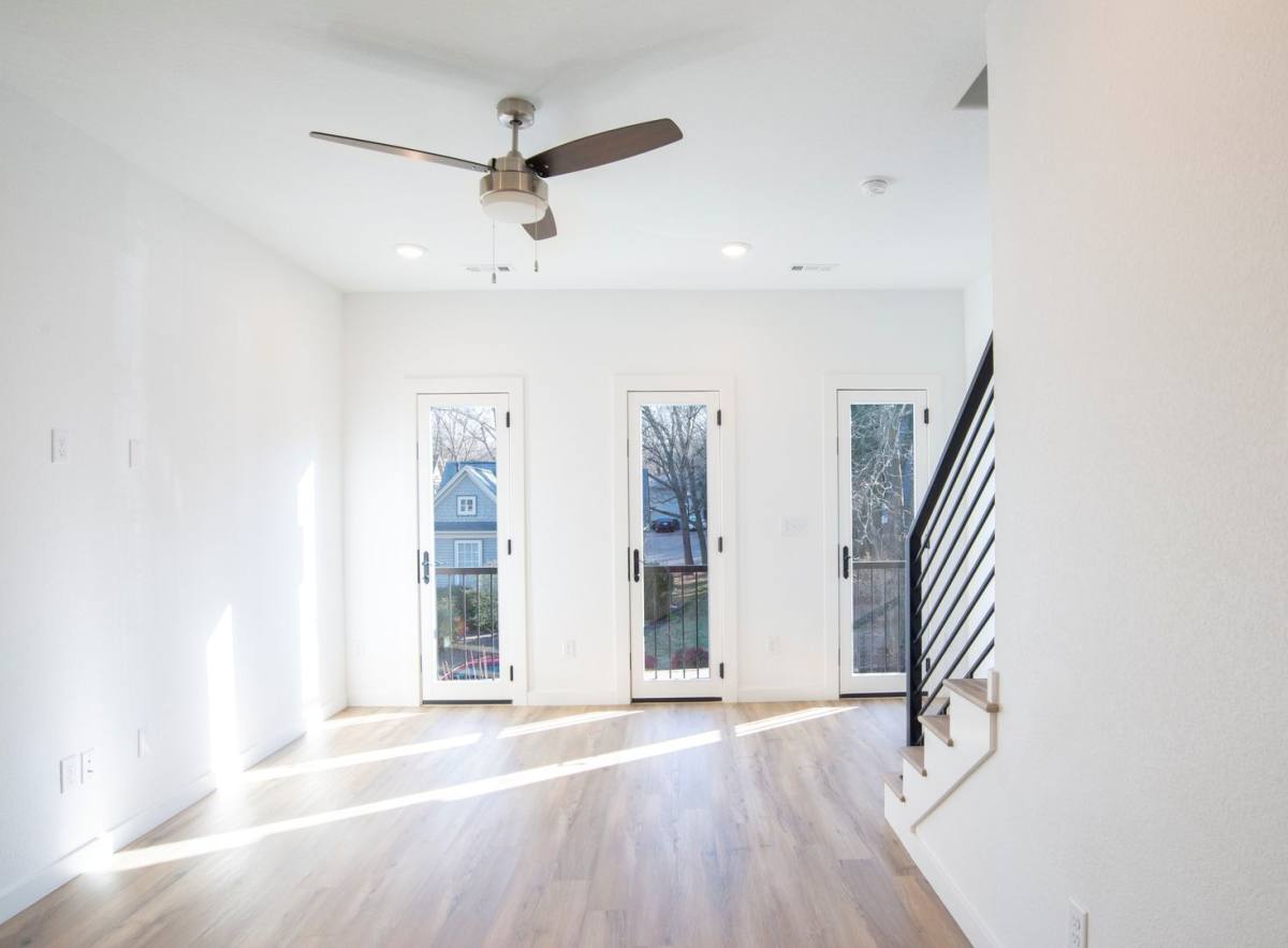 Townhouse for rent at 117 N School Ave, Fayetteville, AR 72701